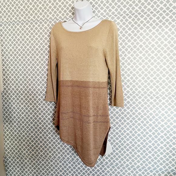 White House Black Market Tan Metallic Handkerchief Hem Sweater Size Medium - Picture 4 of 7